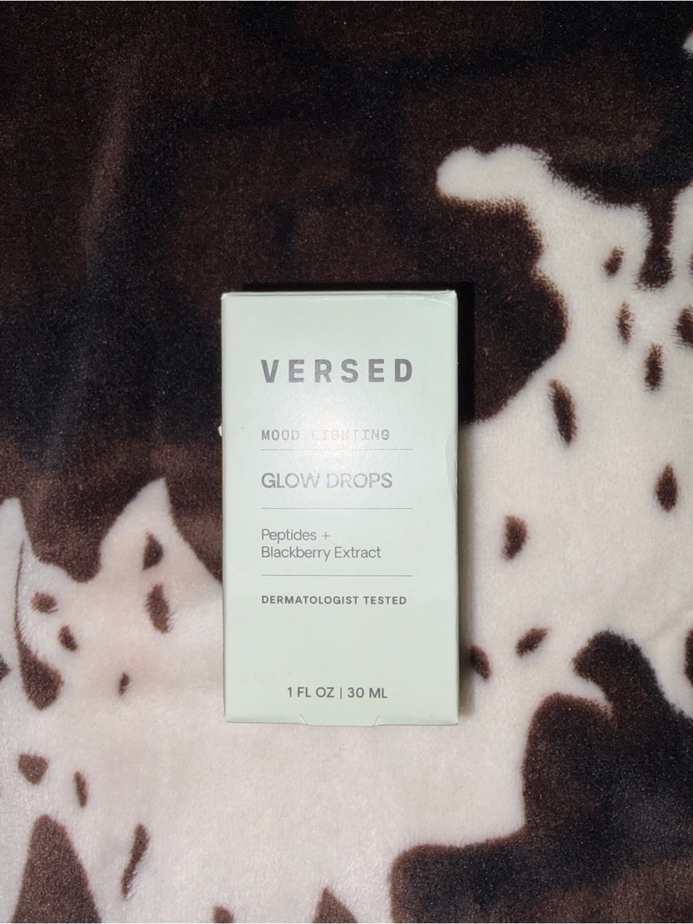 Versed Glow Drops Serum - Light Mint Box